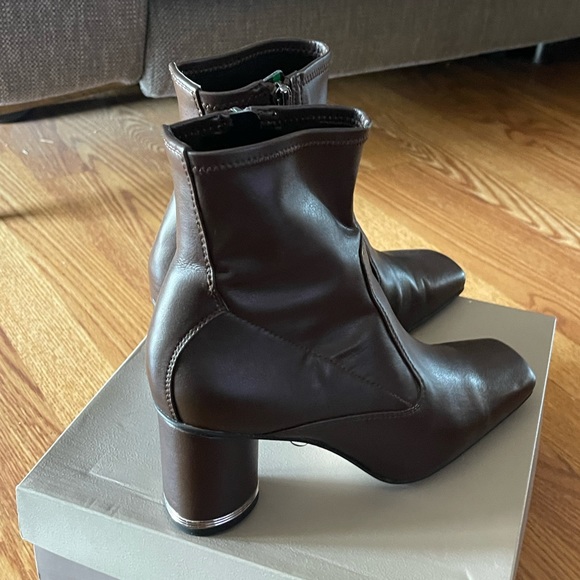 Franco Sarto Pisa Square Toe Bootie - Picture 8 of 13